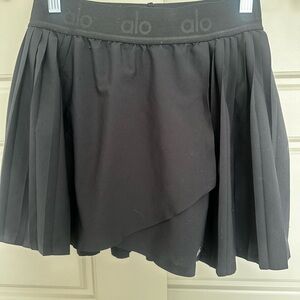 Alo yoga tennis skirt!